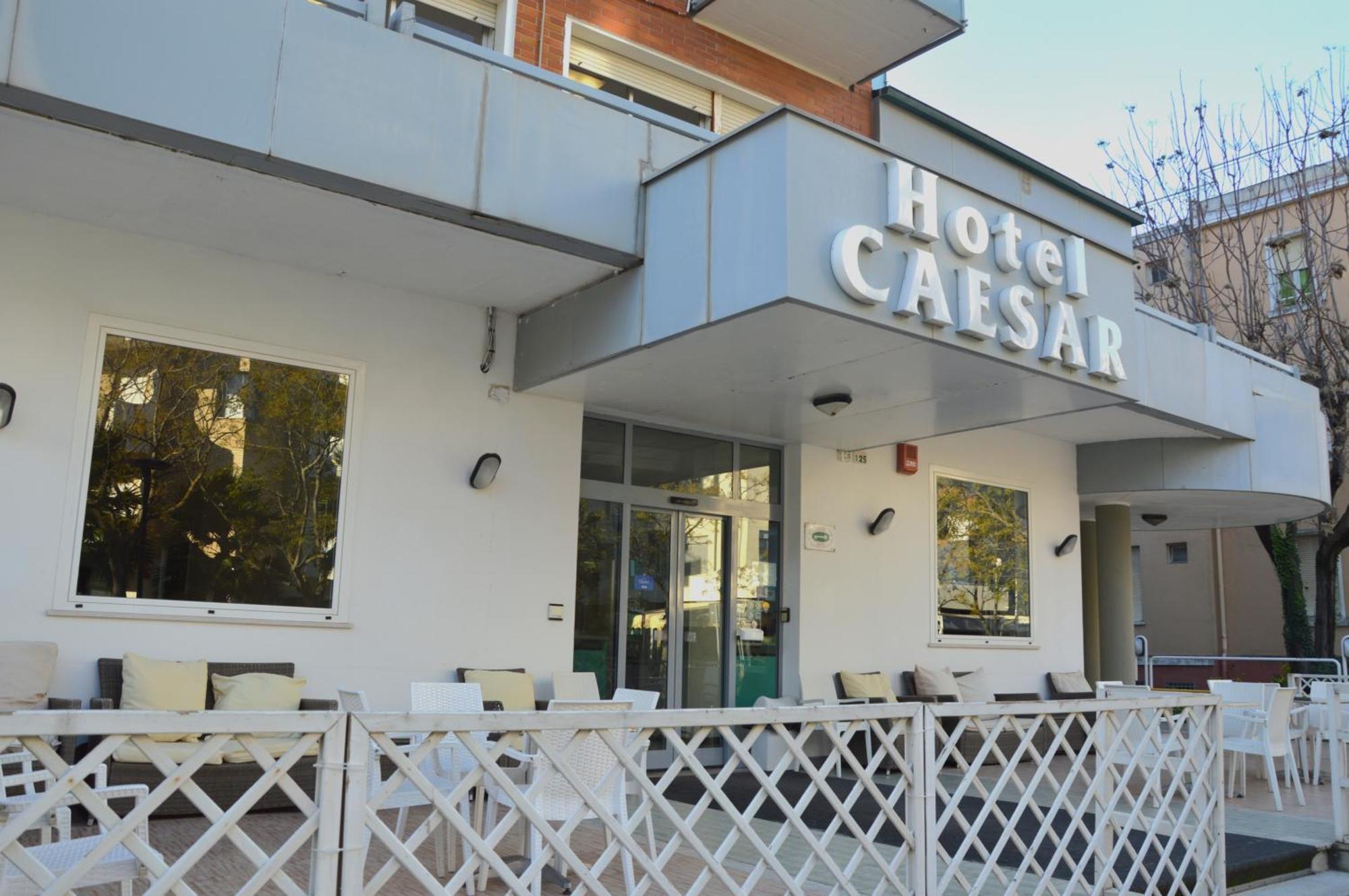 Hotel Caesar Pesaro Exterior photo