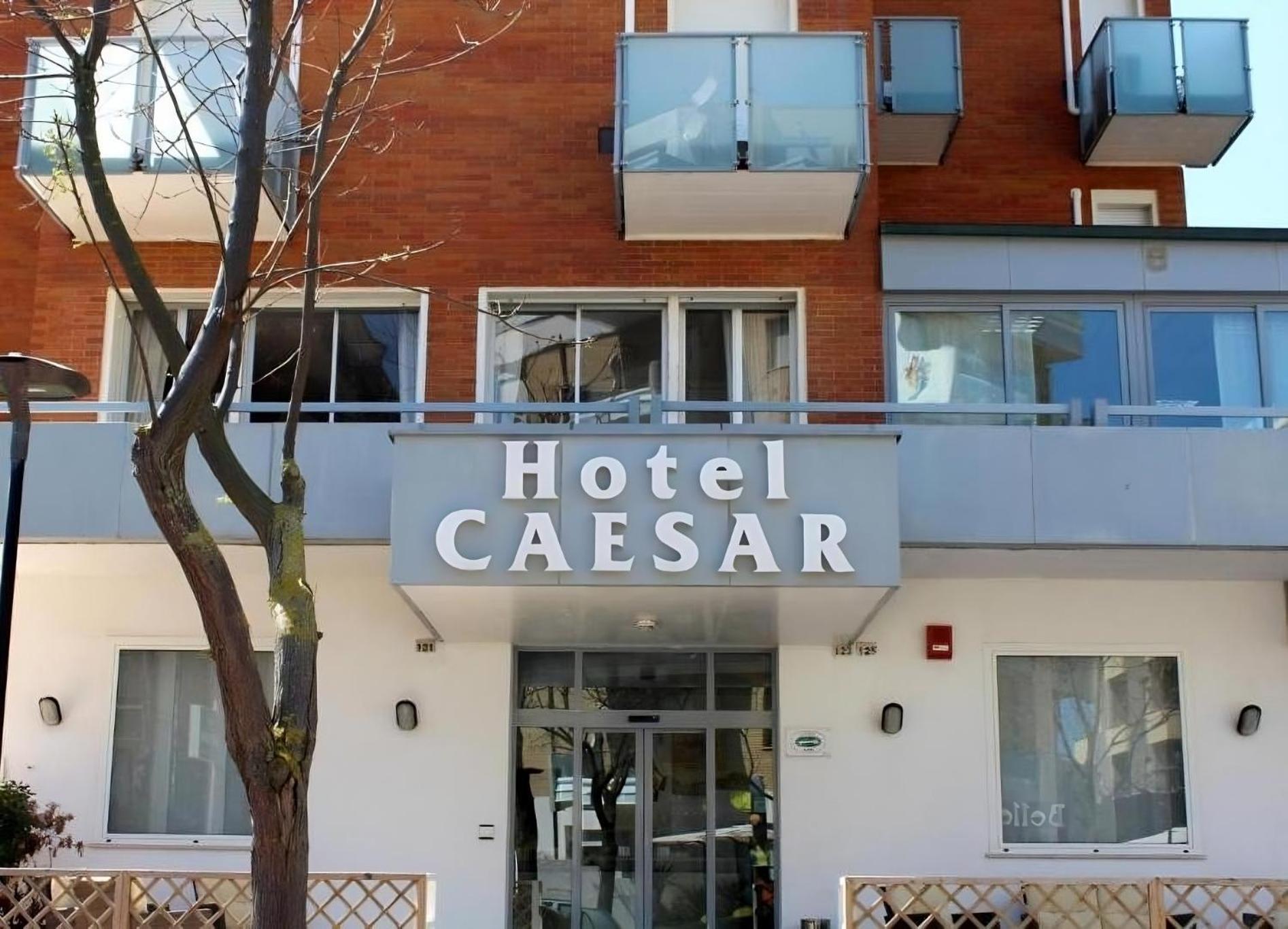 Hotel Caesar Pesaro Exterior photo